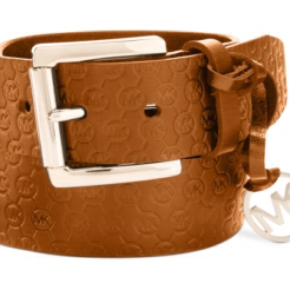 COPY - ❤️MICHAEL KORS BELT - Picture 2 of 6
